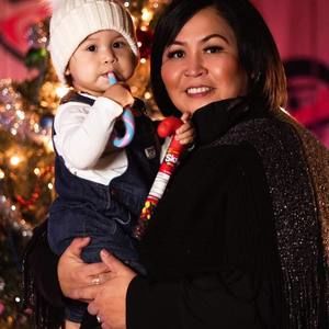 Meet your Posher, Elaine